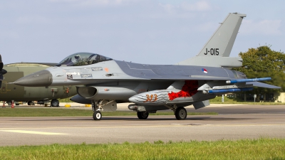 Photo ID 146593 by Chris Lofting. Netherlands Air Force General Dynamics F 16AM Fighting Falcon, J 015