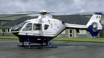 Photo ID 146902 by Marinus Dirk Tabak. Ireland Garda Eurocopter EC 135T1, 256