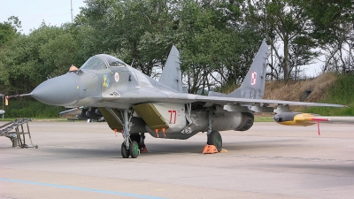 Photo ID 18647 by Thomas Land. Poland Air Force Mikoyan Gurevich MiG 29, 77