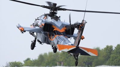 Photo ID 147622 by rob martaré. Netherlands Air Force Boeing AH 64DN Apache Longbow, Q 17