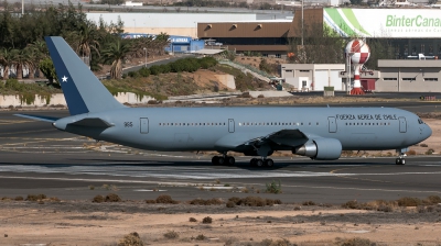 Photo ID 148750 by Bartolomé Fernández. Chile Air Force Boeing 767 3Y0R, 985