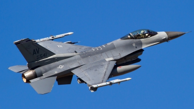Photo ID 148613 by Fabrizio Berni. USA Air Force General Dynamics F 16C Fighting Falcon, 88 0541