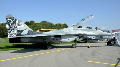 Photo ID 148953 by Mike Hopwood. Slovakia Air Force Mikoyan Gurevich MiG 29UBS 9 51, 5304