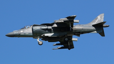 Photo ID 150360 by Ian Nightingale. USA Marines McDonnell Douglas AV 8B Harrier ll, 165310