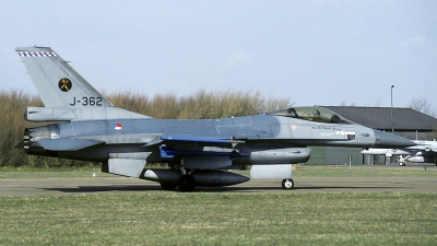 Photo ID 150366 by Joop de Groot. Netherlands Air Force General Dynamics F 16A Fighting Falcon, J 362