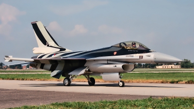 Photo ID 152278 by Radim Spalek. Netherlands Air Force General Dynamics F 16AM Fighting Falcon, J 016