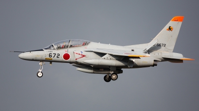 Photo ID 151798 by Andreas Zeitler - Flying-Wings. Japan Air Force Kawasaki T 4, 16 5672