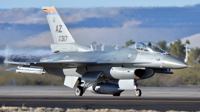 Photo ID 152717 by Lieuwe Hofstra. USA Air Force General Dynamics F 16C Fighting Falcon, 87 0317
