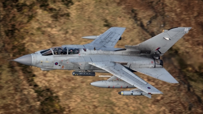 Photo ID 155164 by Lloyd Horgan. UK Air Force Panavia Tornado GR4, ZG705