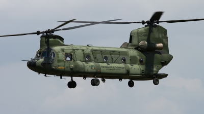 Photo ID 155498 by Johannes Berger. Netherlands Air Force Boeing Vertol CH 47D Chinook, D 106