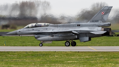 Photo ID 156984 by Alex van Noye. Poland Air Force General Dynamics F 16D Fighting Falcon, 4086