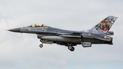 Photo ID 157613 by Doug MacDonald. Netherlands Air Force General Dynamics F 16AM Fighting Falcon, J 003