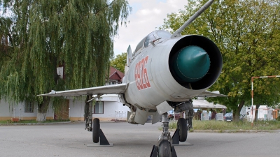 Photo ID 157717 by Alexandru Chirila. Romania Air Force Mikoyan Gurevich MiG 21UM, 6926