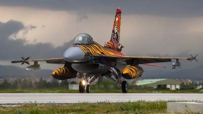 Photo ID 158045 by Alfred Koning. T rkiye Air Force General Dynamics F 16C Fighting Falcon, 92 0014