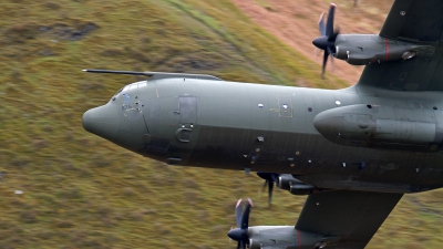 Photo ID 159323 by Niels Roman / VORTEX-images. UK Air Force Lockheed Martin Hercules C4 C 130J 30 L 382, ZH875