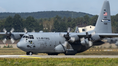 Photo ID 163828 by Thomas Ziegler - Aviation-Media. USA Air Force Lockheed C 130H Hercules L 382, 87 9281