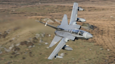 Photo ID 20245 by Paul Cameron. UK Air Force Panavia Tornado GR4, ZD895