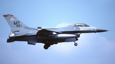 Photo ID 164718 by Sergio Gava. USA Air Force General Dynamics F 16C Fighting Falcon, 89 2068