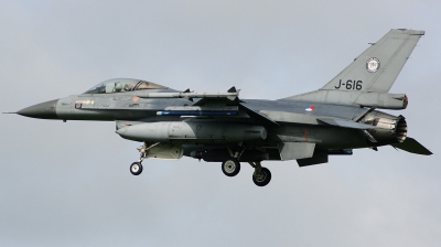 Photo ID 166440 by Arie van Groen. Netherlands Air Force General Dynamics F 16AM Fighting Falcon, J 616