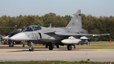 Photo ID 167399 by Jan Eenling. Hungary Air Force Saab JAS 39C Gripen, 32