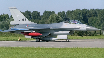 Photo ID 169257 by Arie van Groen. Netherlands Air Force General Dynamics F 16AM Fighting Falcon, J 362