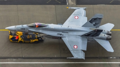 Photo ID 169500 by Martin Thoeni - Powerplanes. Switzerland Air Force McDonnell Douglas F A 18C Hornet, J 5018