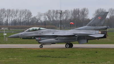 Photo ID 169519 by Ian Nightingale. Poland Air Force General Dynamics F 16C Fighting Falcon, 4066