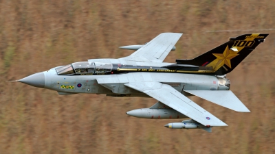 Photo ID 171886 by Neil Bates. UK Air Force Panavia Tornado GR4, ZA548