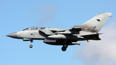 Photo ID 173190 by Richard de Groot. UK Air Force Panavia Tornado GR4, ZA459