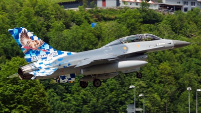 Photo ID 173530 by Reto Gadola. Belgium Air Force General Dynamics F 16BM Fighting Falcon, FB 24