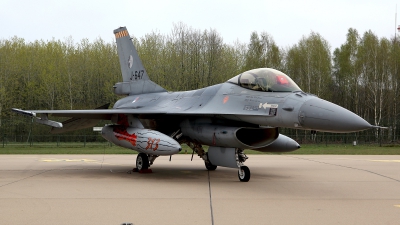 Photo ID 173635 by Carl Brent. Netherlands Air Force General Dynamics F 16AM Fighting Falcon, J 647