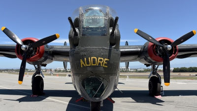 Photo ID 174109 by W.A.Kazior. Private Collings Foundation Consolidated B 24J Liberator, N224J
