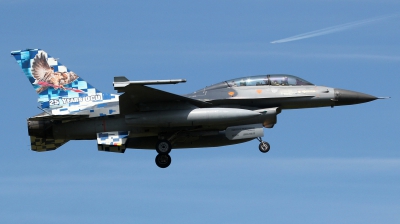Photo ID 175009 by kristof stuer. Belgium Air Force General Dynamics F 16BM Fighting Falcon, FB 24