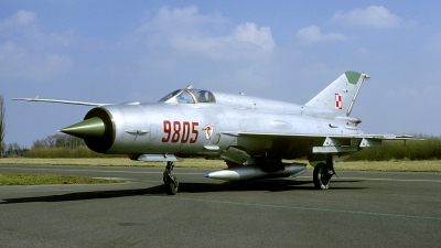Photo ID 177360 by Marinus Dirk Tabak. Poland Air Force Mikoyan Gurevich MiG 21bis, 9805