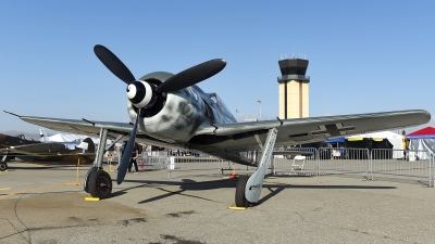 Photo ID 177743 by W.A.Kazior. Private Planes of Fame Air Museum Focke Wulf Fw 190A 9, N190RF