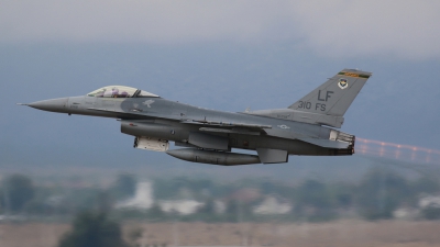 Photo ID 183343 by Ian Nightingale. USA Air Force General Dynamics F 16C Fighting Falcon, 90 0768