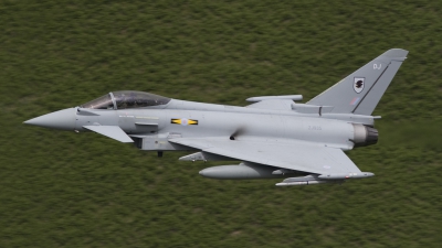 Photo ID 22842 by Tom Gibbons. UK Air Force Eurofighter Typhoon FGR4, ZJ935