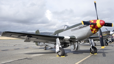 Photo ID 193366 by W.A.Kazior. Private Planes of Fame Air Museum North American P 51D Mustang, NL7715C