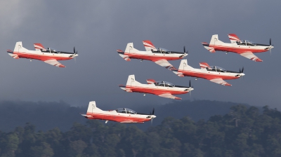 Photo ID 193537 by de Vries. Malaysia Air Force Pilatus PC 7 MkII, M50 02