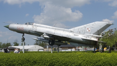 Photo ID 193798 by Joop de Groot. Poland Air Force Mikoyan Gurevich MiG 21PFM, 5615