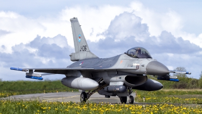 Photo ID 196568 by Kostas D. Pantios. Netherlands Air Force General Dynamics F 16AM Fighting Falcon, J 136