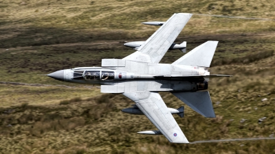 Photo ID 197459 by Chris Albutt. UK Air Force Panavia Tornado GR4A, ZA370
