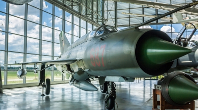 Photo ID 197863 by Lukas Könnig. East Germany Air Force Mikoyan Gurevich MiG 21MF, 687