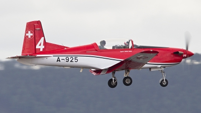 Photo ID 198276 by Ruben Galindo. Switzerland Air Force Pilatus NCPC 7 Turbo Trainer, A 925