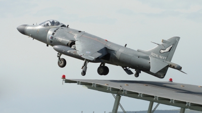 Photo ID 23600 by Rich Pittman. UK Navy British Aerospace Sea Harrier FA 2, ZE690