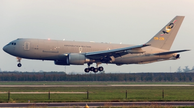 Photo ID 200368 by Varani Ennio. Italy Air Force Boeing KC 767A 767 2EY ER, MM62226
