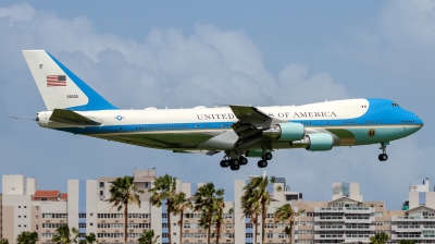 Photo ID 201597 by Hector Rivera - Puerto Rico Spotter. USA Air Force Boeing VC 25A 747 2G4B, 92 9000