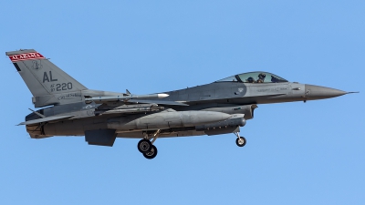 Photo ID 203775 by Thomas Ziegler - Aviation-Media. USA Air Force General Dynamics F 16C Fighting Falcon, 87 0220