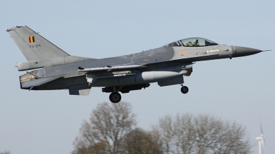 Photo ID 204241 by Arie van Groen. Belgium Air Force General Dynamics F 16AM Fighting Falcon, FA 124