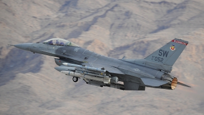 Photo ID 205652 by Peter Boschert. USA Air Force General Dynamics F 16C Fighting Falcon, 01 7052